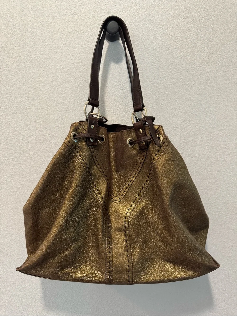 Yves Saint Laurent calf skin reversible, double sac Y tote. Bronze and Chocolate - Picture 6 of 14